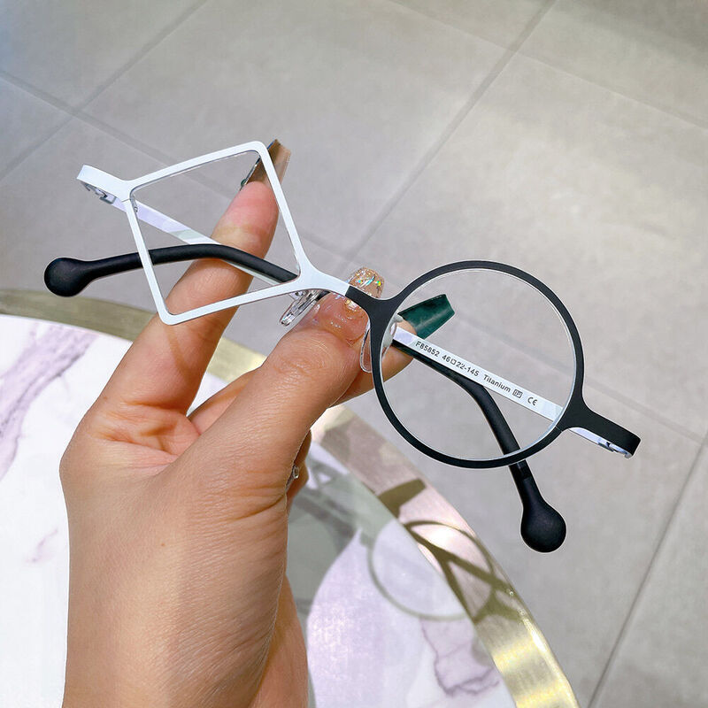 Violet Round Black Glasses