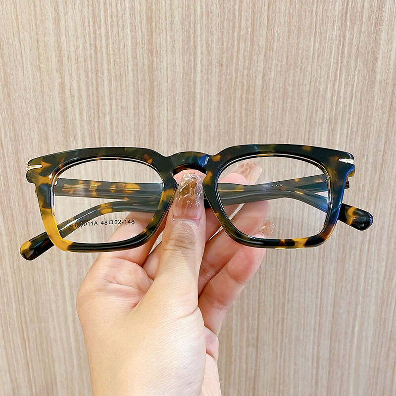 Zecharia Square Tortoise Glasses