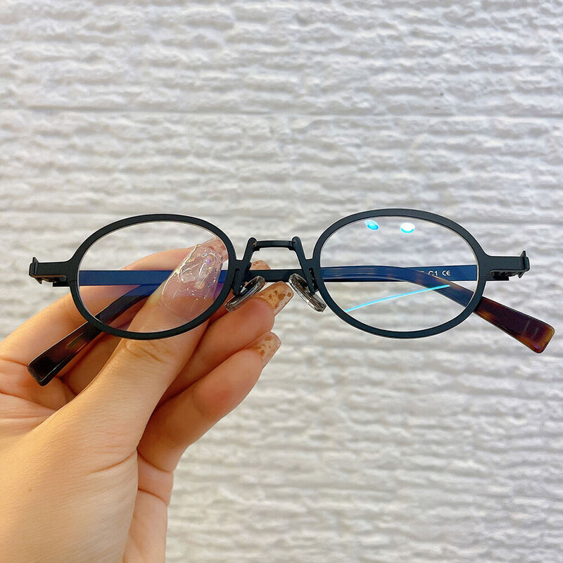 Simeil Oval Black Glasses