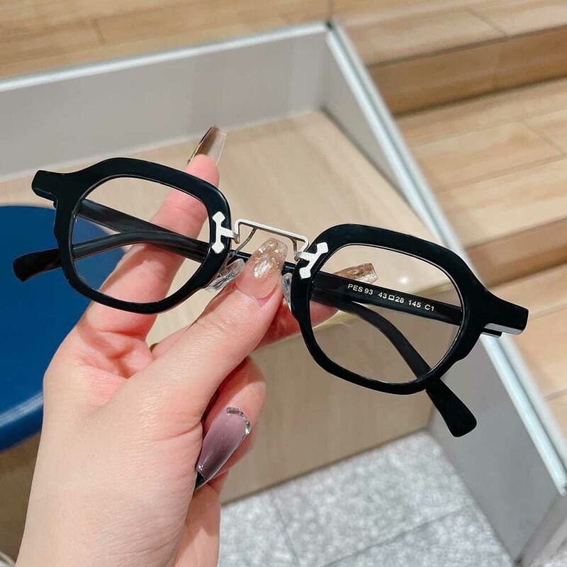 Ivan Square Black Glasses