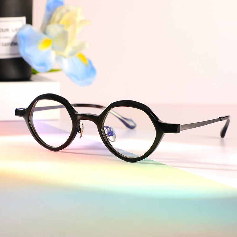 Payne Geometric Black Glasses