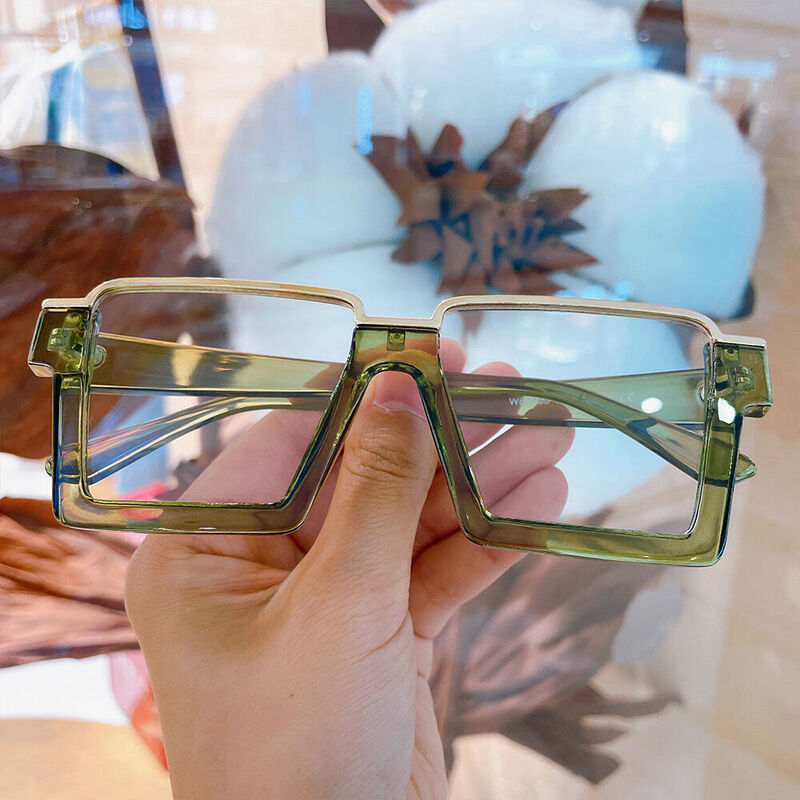 Une Square Green Glasses
