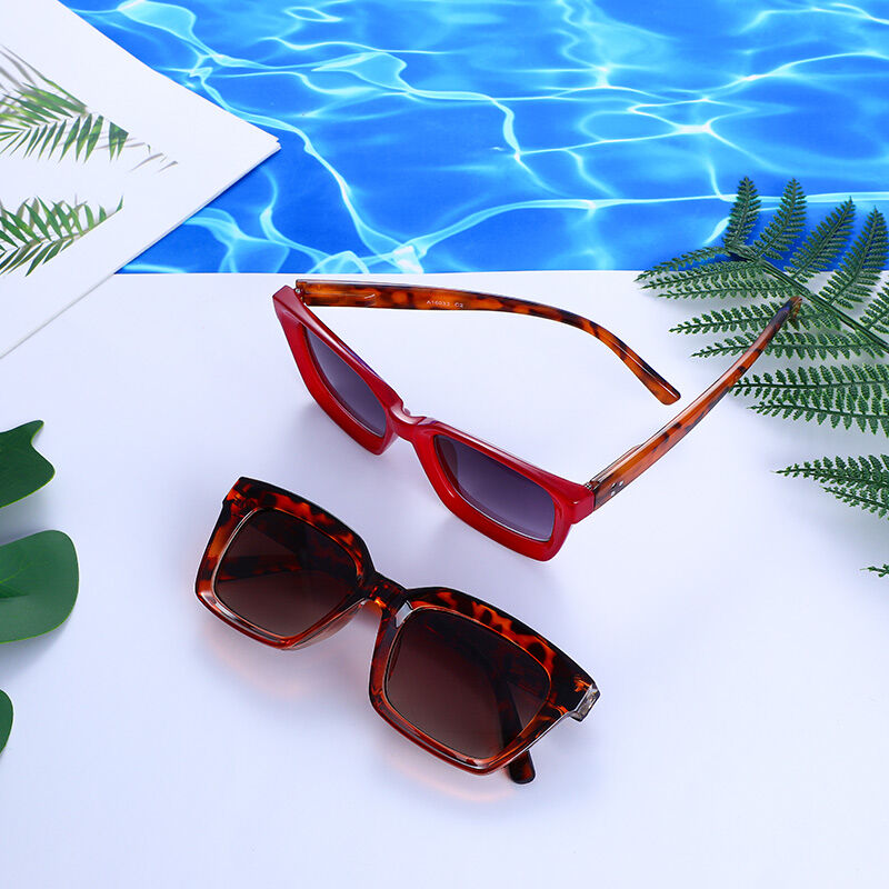 Sea Dream Rectangle Red/Grey Sunglasses