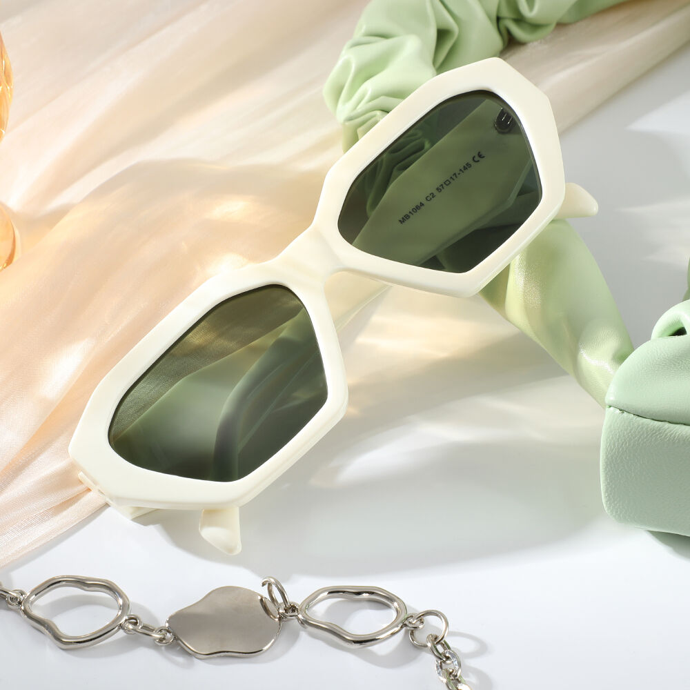 Brook Geometric White Sunglasses