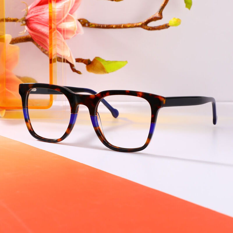 Lizzie Square Black Glasses