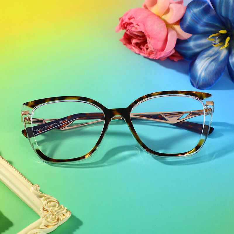 Robbiee Cat Eye Tortoise Glasses