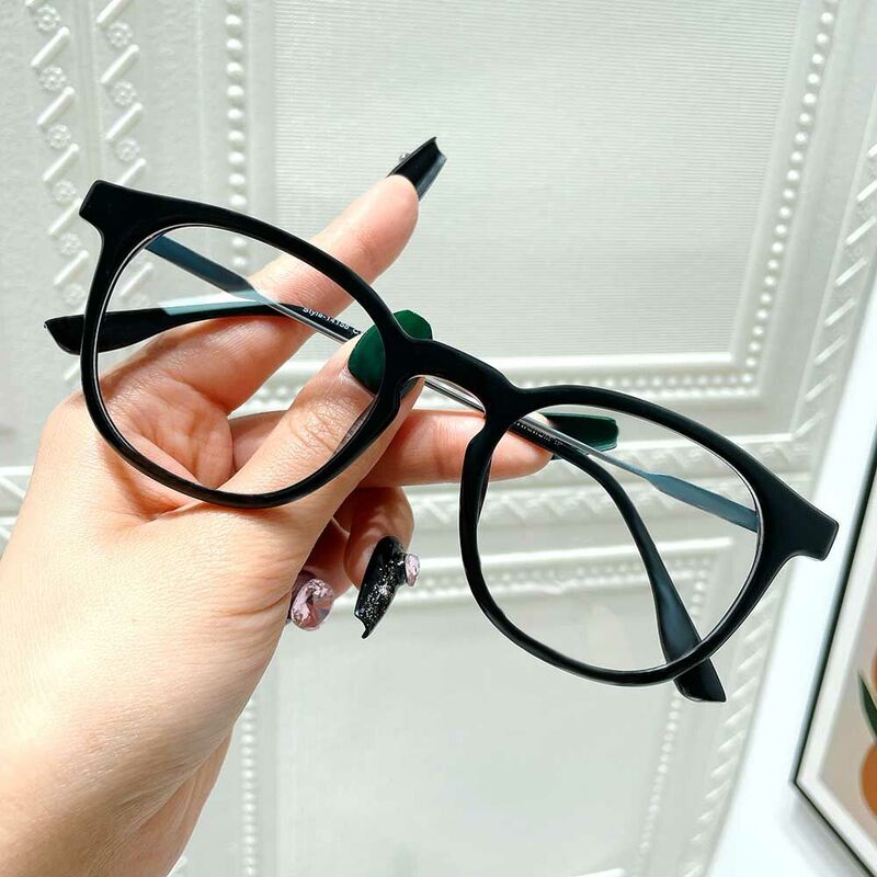 Julius Square Black Glasses