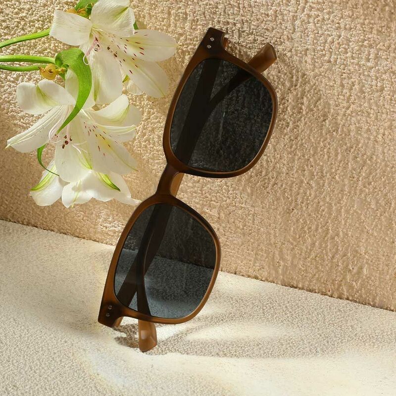 Jacqueline Quadratische Braune Sonnenbrille