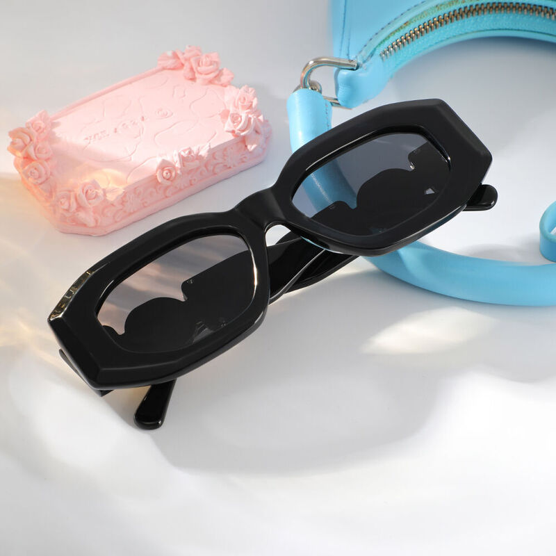 Giselle Geometric Black Sunglasses