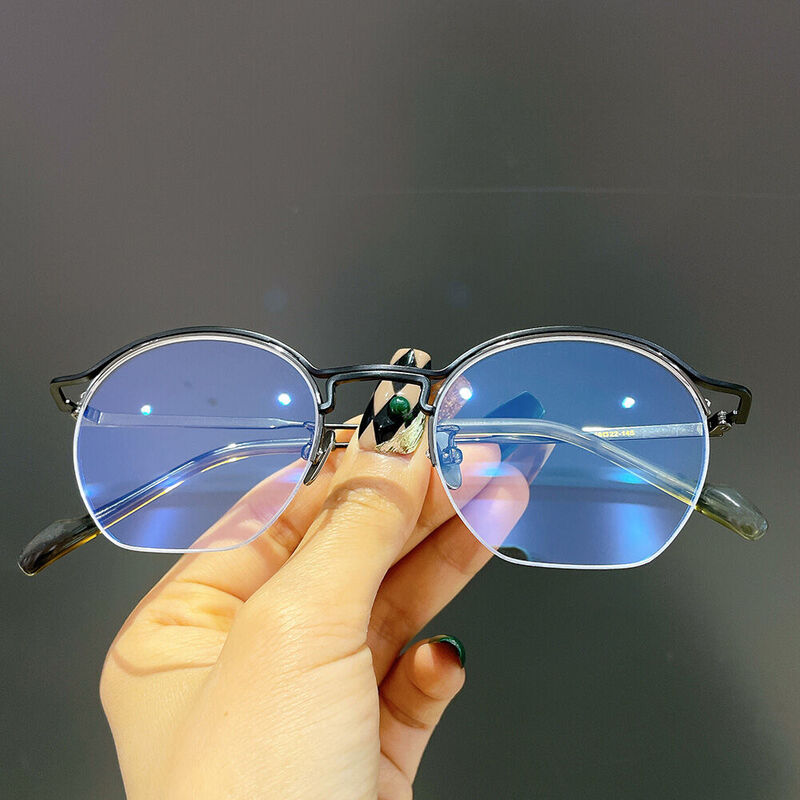 Benja Runde Goldene Brille