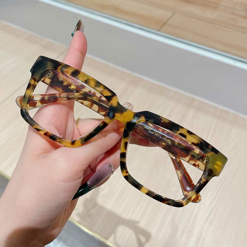 Taylor Rectangle Tortoise Glasses
