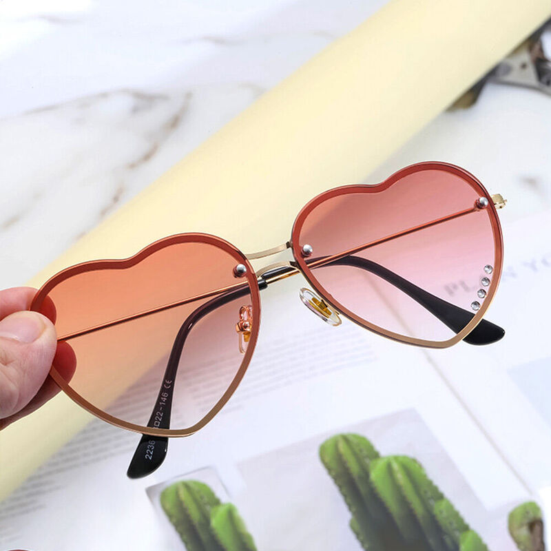 Amore Heart Pink Sunglasses