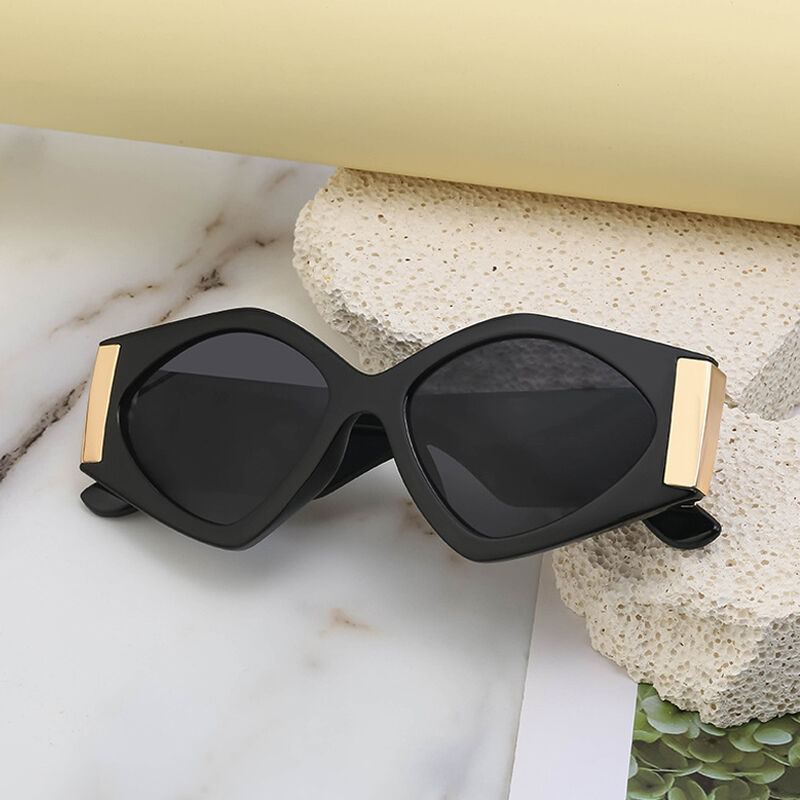 Stephanie Geometric Black Sunglasses