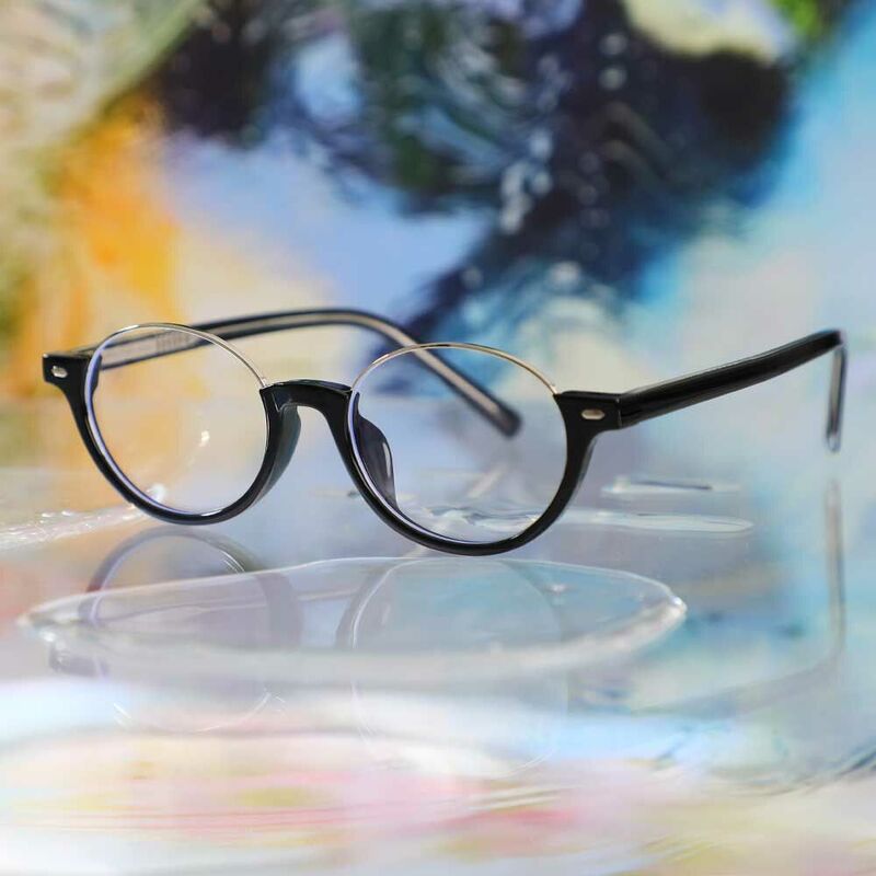 Wordsworth Oval Black Glasses