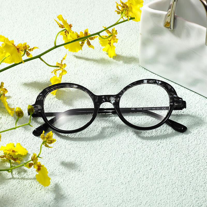 Bevia Cat Eye Black Glasses