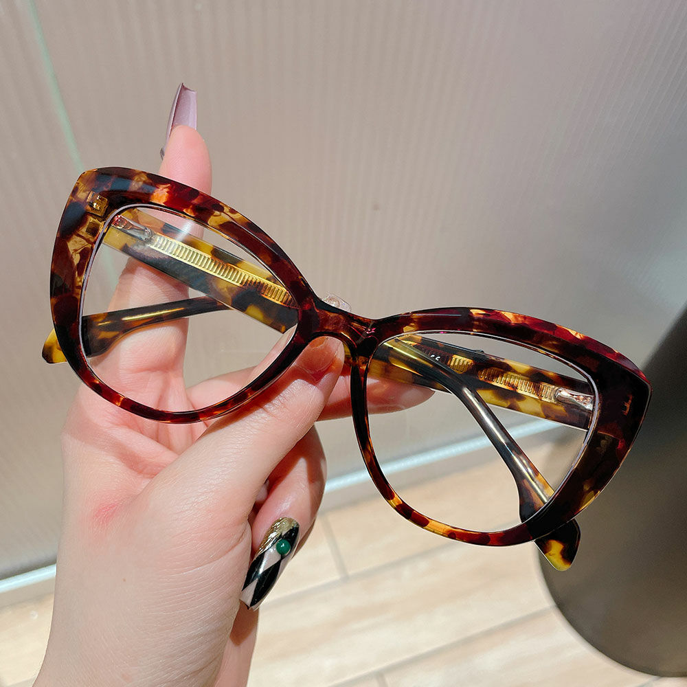 Rockefelle Cat Eye Tortoise Glasses