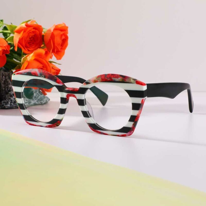 Faithe Cat Eye Black White Glasses
