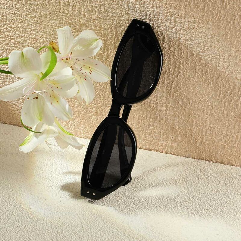 Sandy Cat Eye Schwarze Sonnenbrille