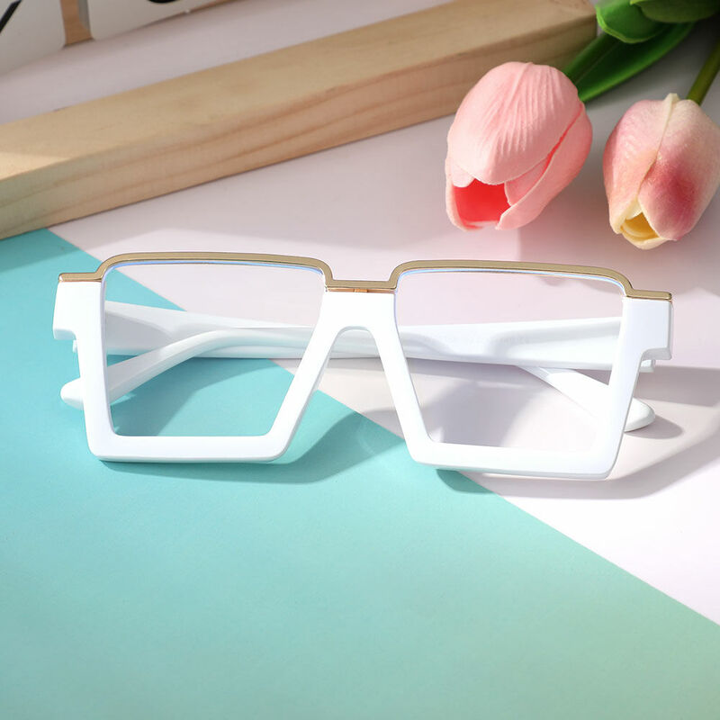 Une Square White Glasses