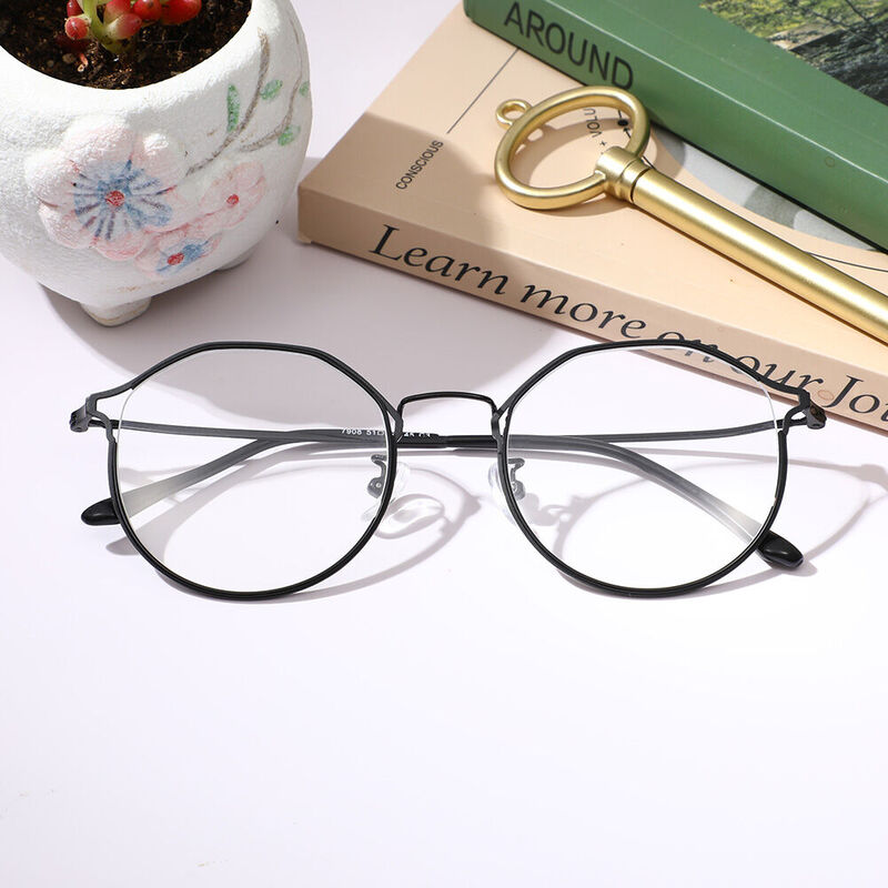 Finger Geometric Black Glasses