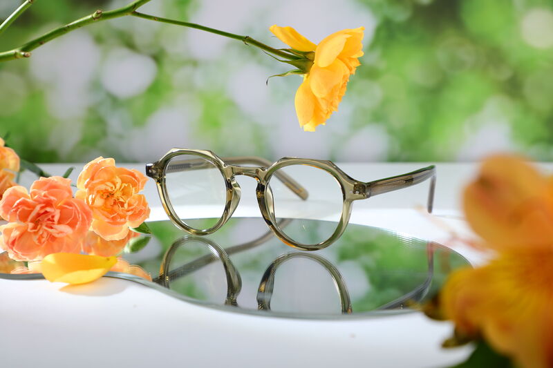 Madeline Round Green Glasses