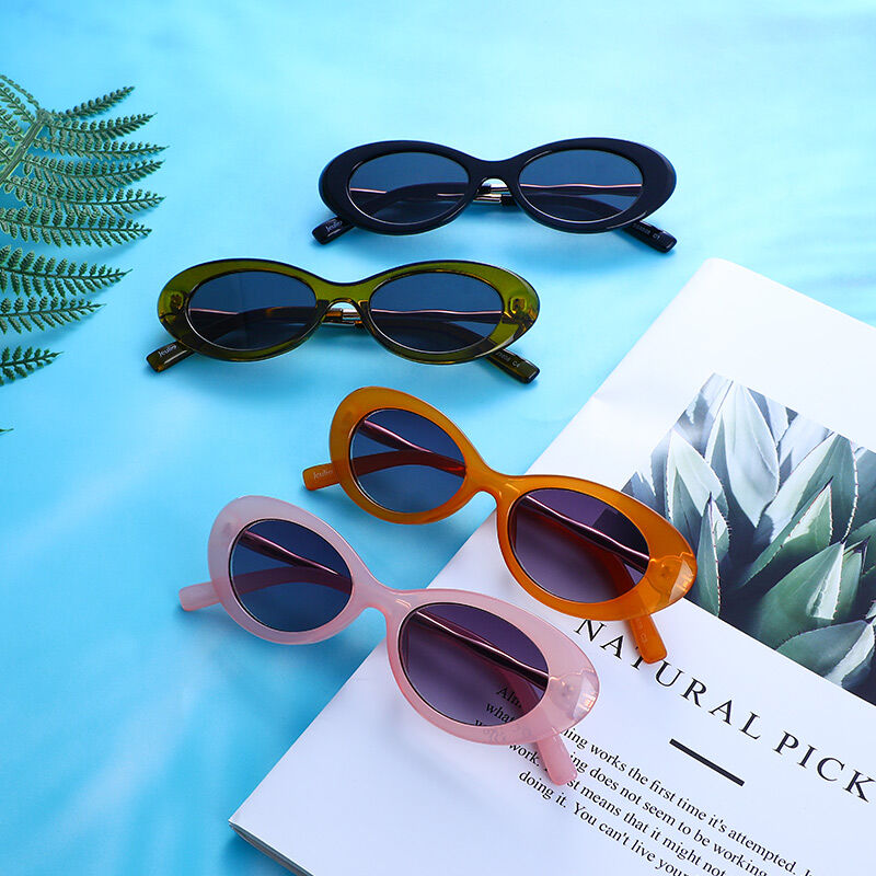 Starlet Oval Green/Grey Sunglasses