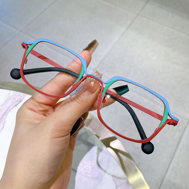 Geordiee Square Red Glasses