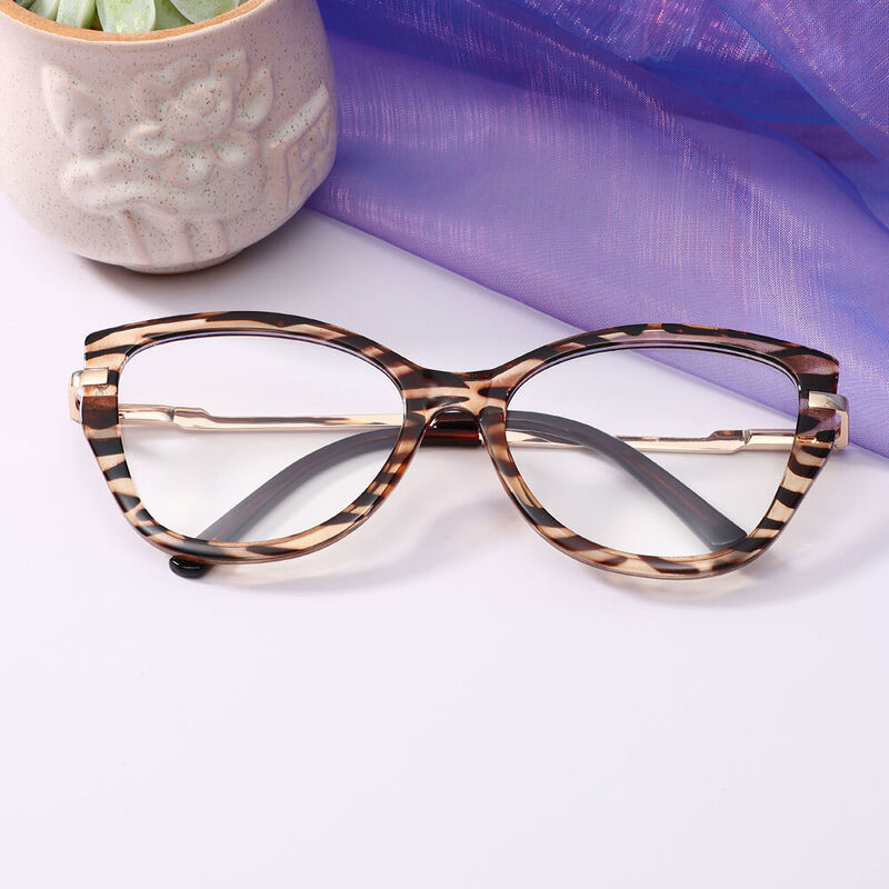 Isa Cat Eye Brown Glasses