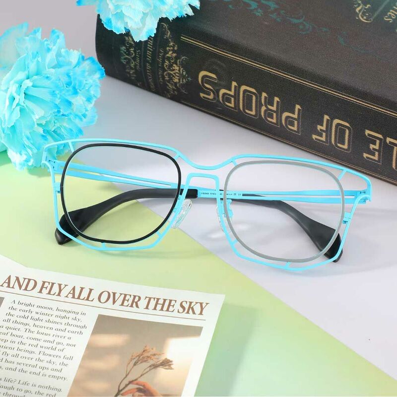 Whit Geometric Blue Glasses