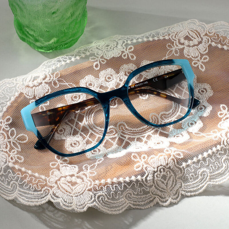 Mysti Cat Eye Blue Glasses