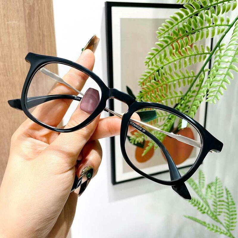 Thomson Square Black Glasses