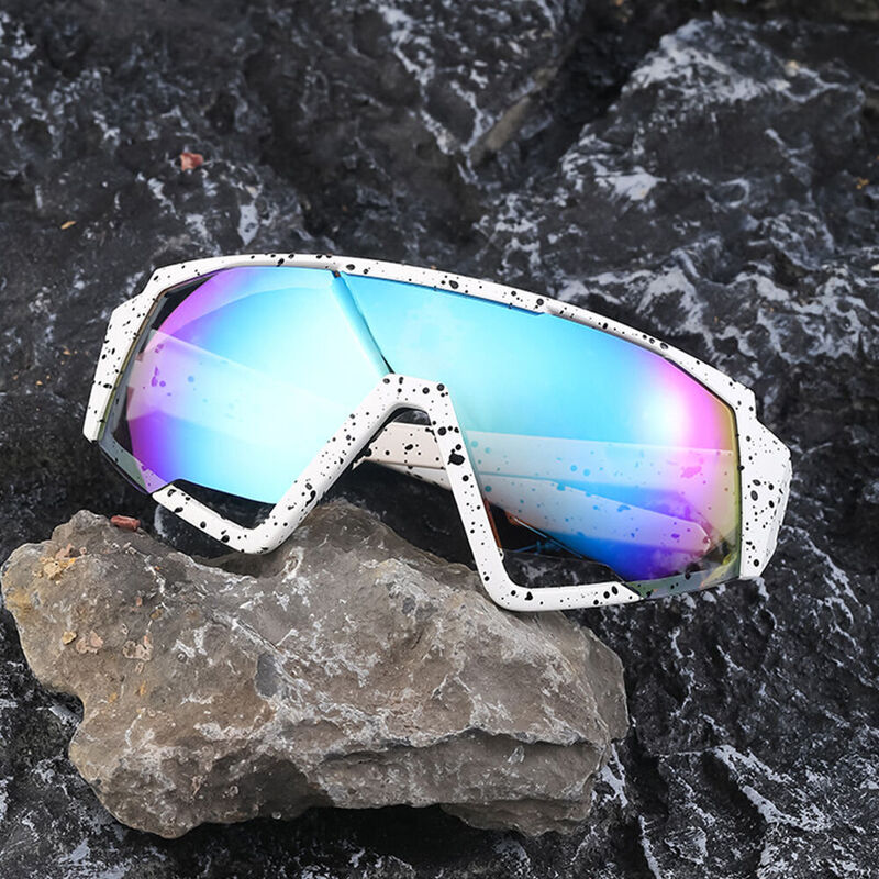 Surge Geometric White Black Sunglasses