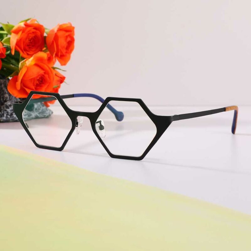 MacArthu Geometric Black Glasses
