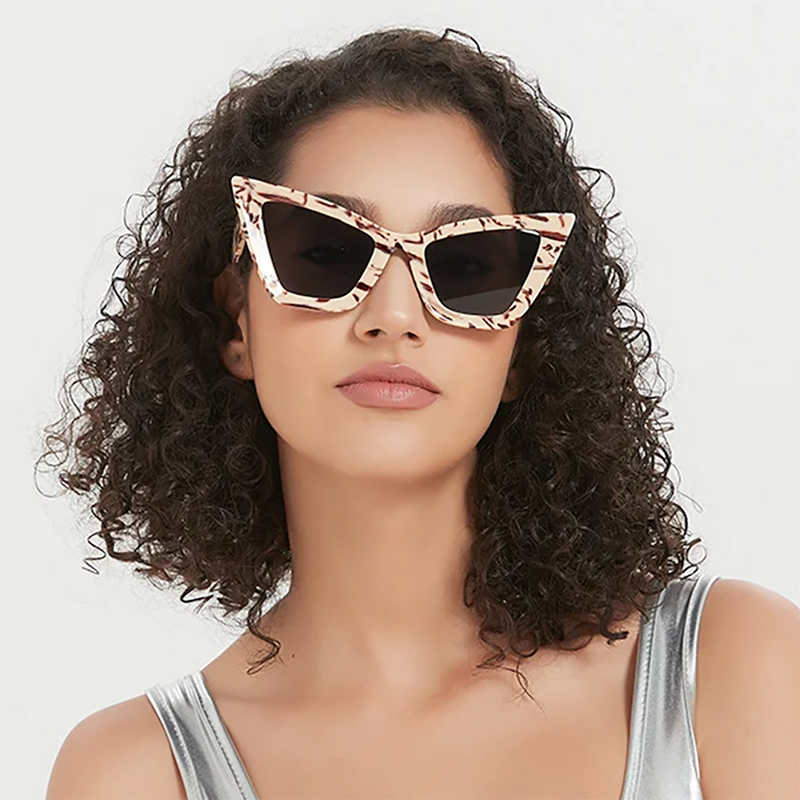 Wartun Cat Eye Beige Sunglasses