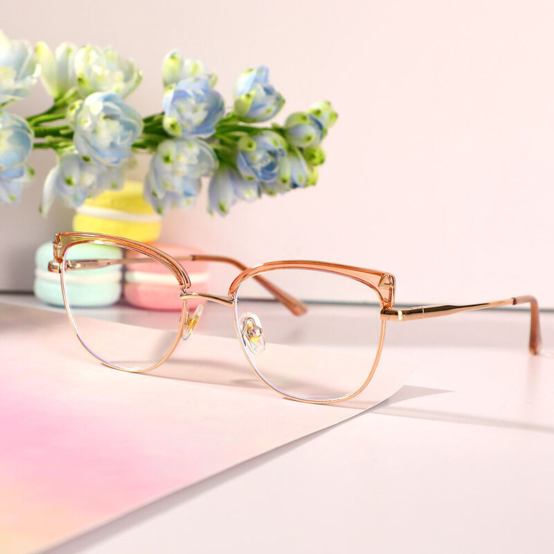 Patiencie Cat Eye Champagne Glasses