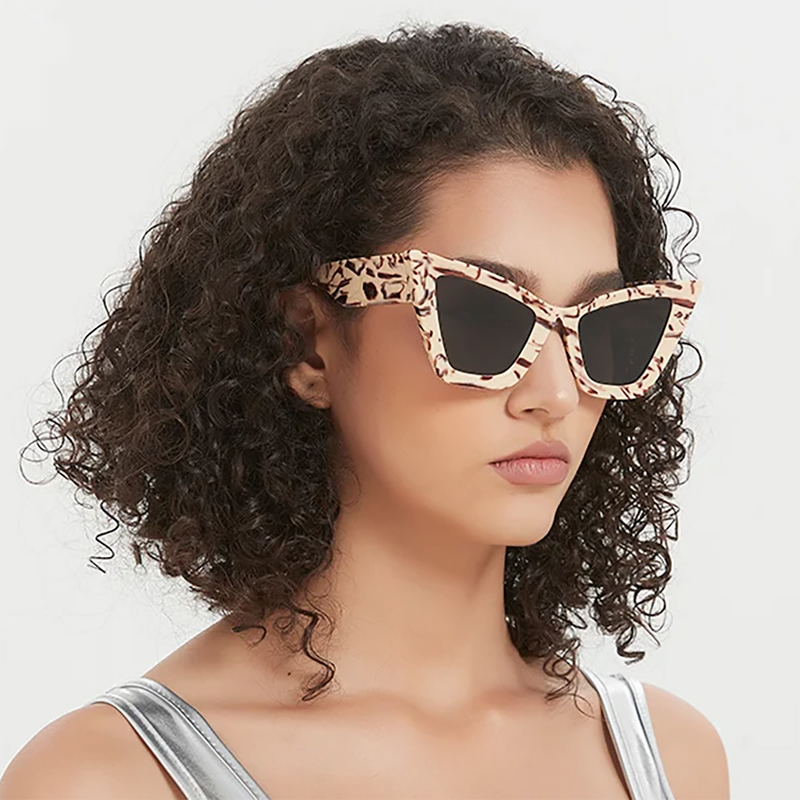 Wartun Cat Eye Beige Sunglasses