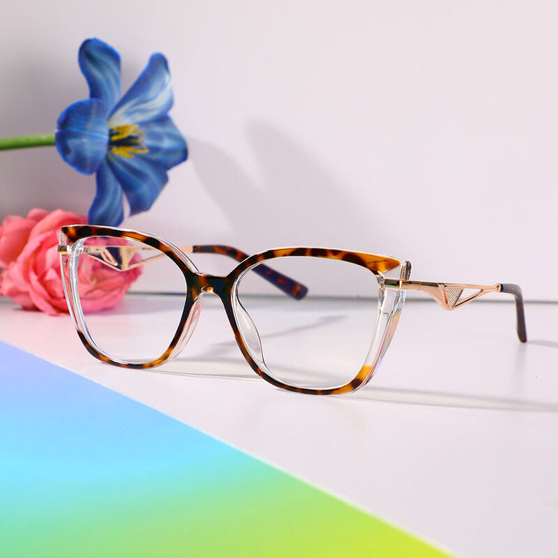 Robbiee Cat Eye Tortoise Glasses