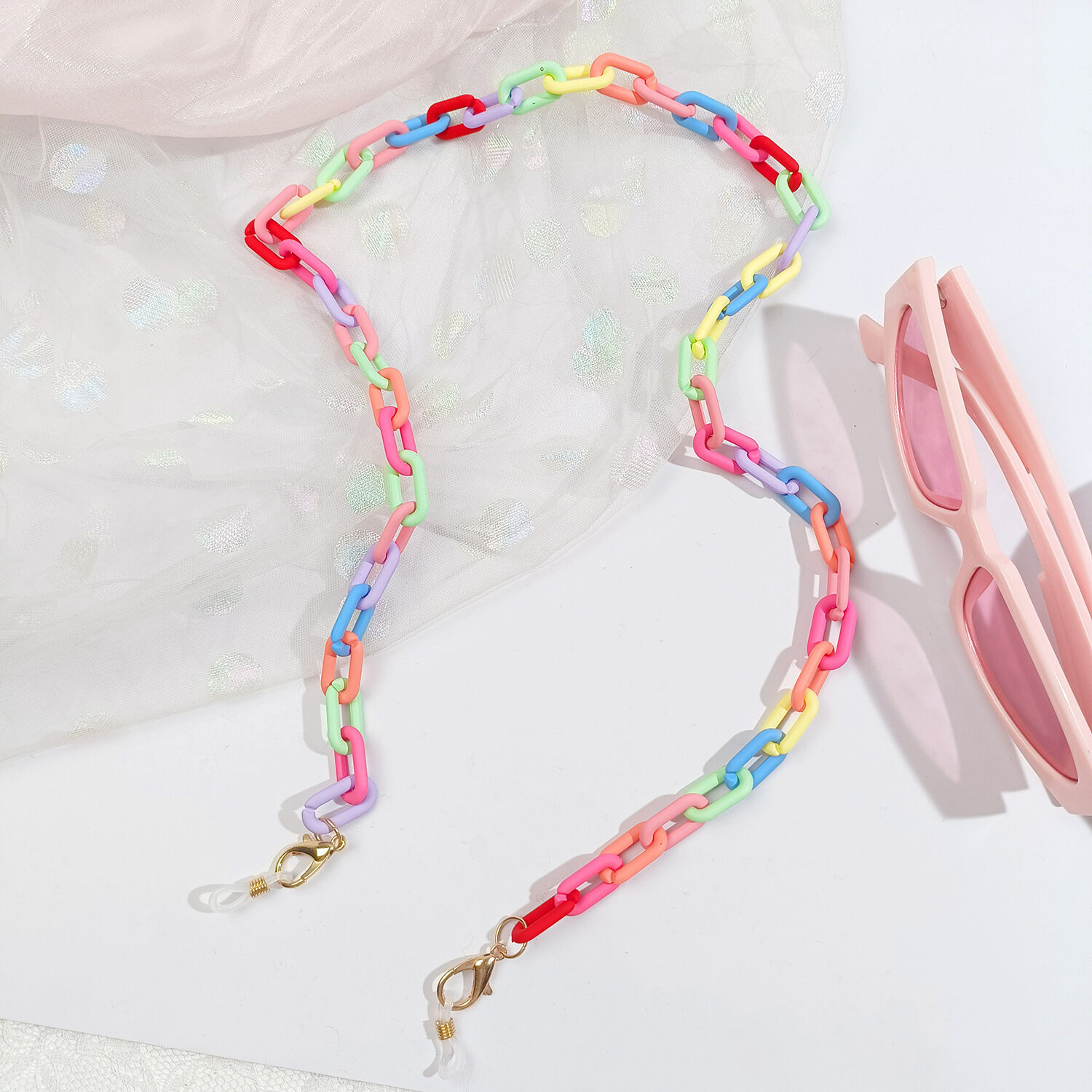Ginny Modern and Chic Acrylic Glasses Chain