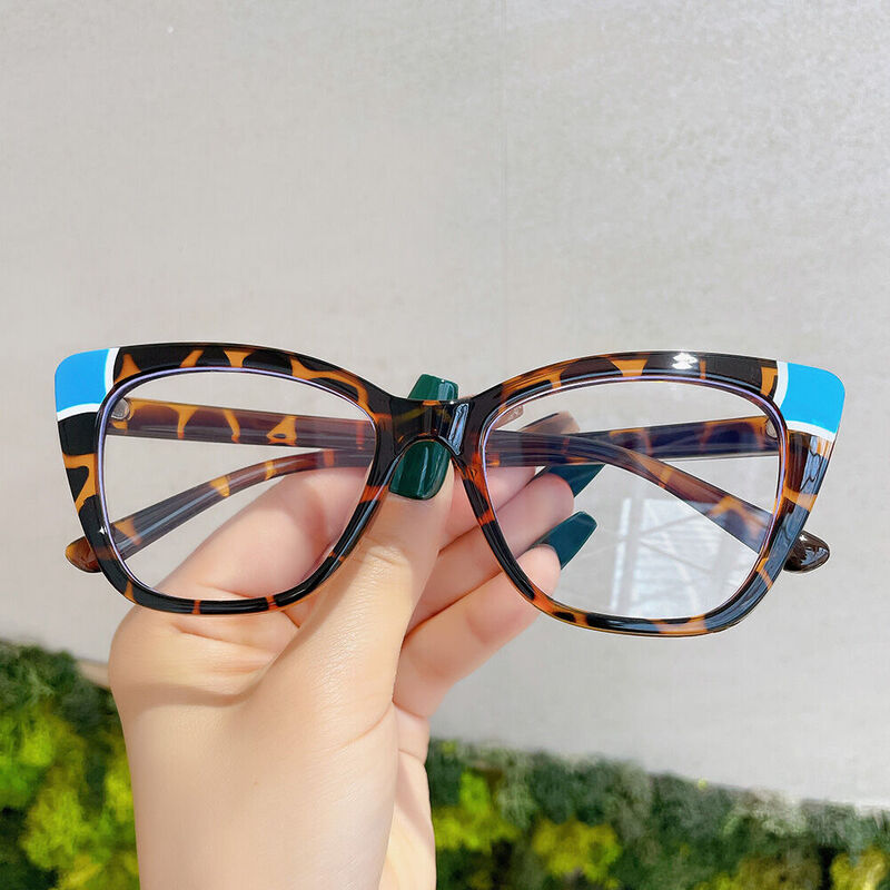 Xenia Cat Eye Tortoise Glasses