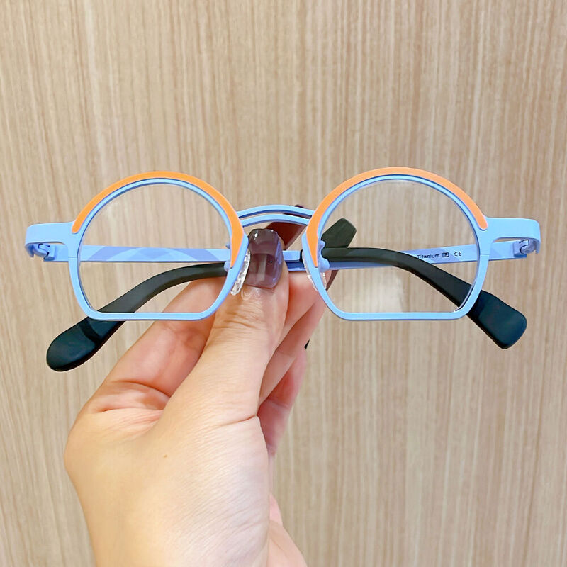 Quille Runde Blaue Brille