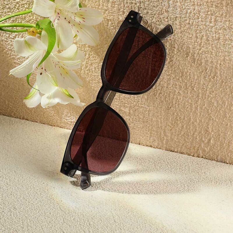 Jacqueline Quadratische Graue Sonnenbrille