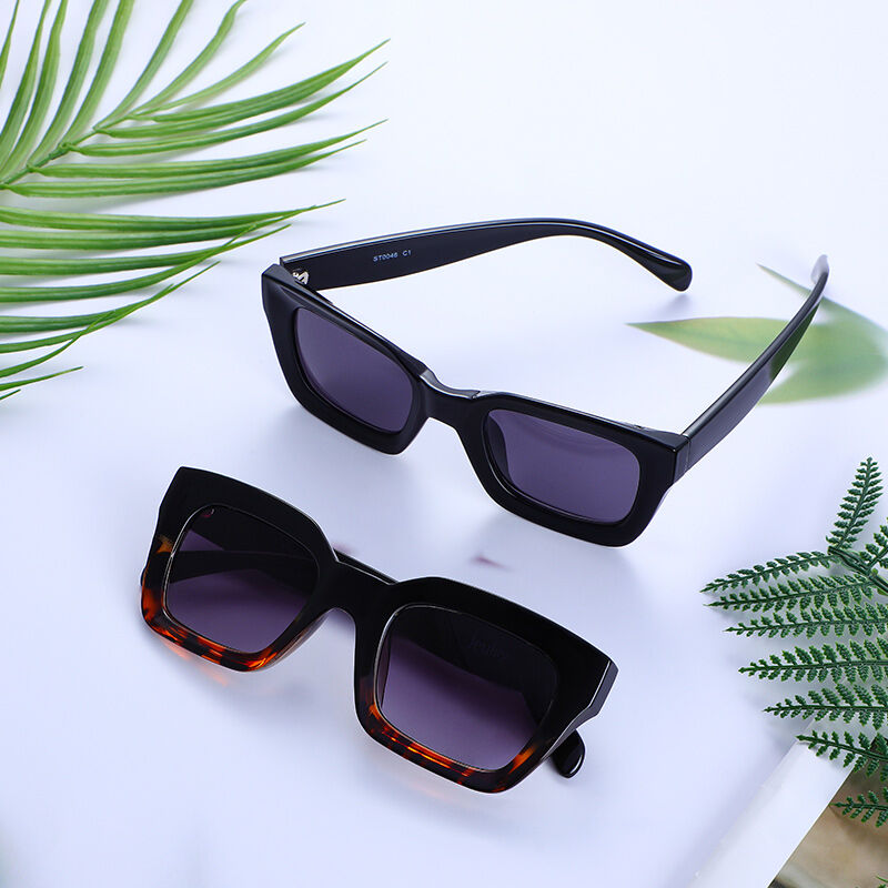 Futureland Rectangle Black/Grey Sunglasses