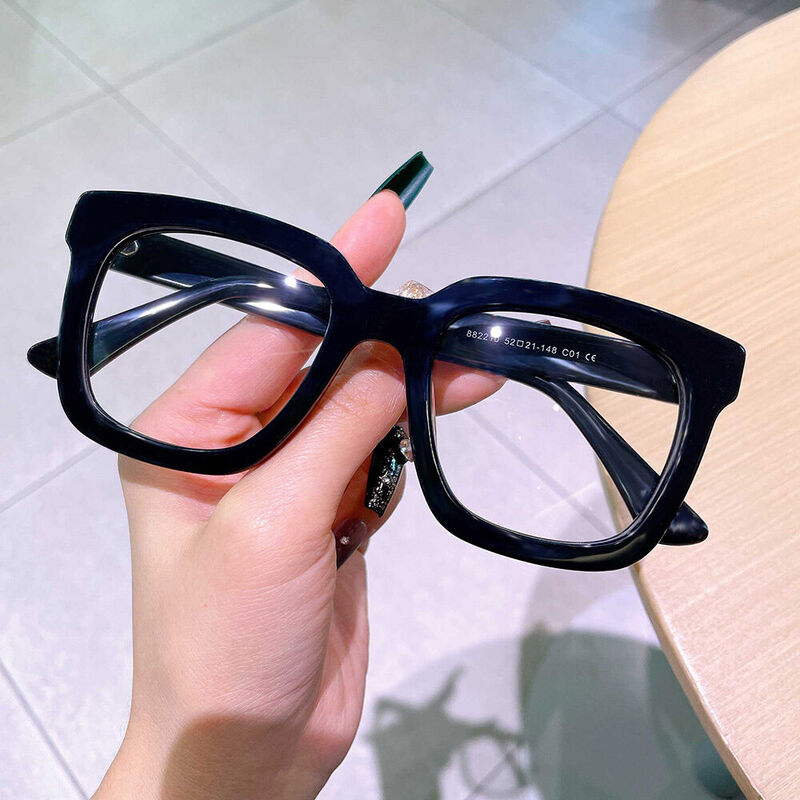 Gilla Square Black Glasses