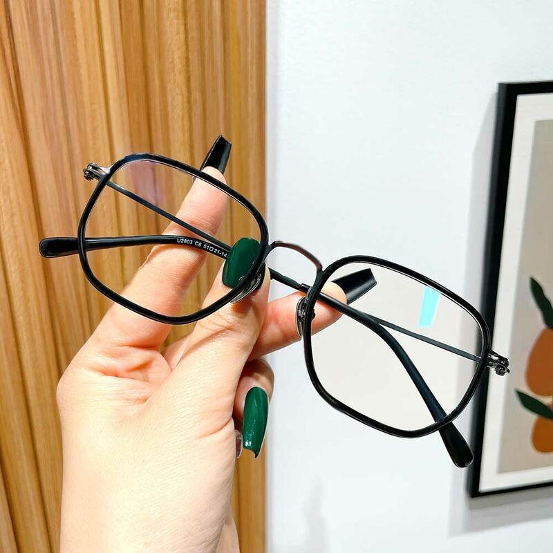 Carl Square Black Glasses