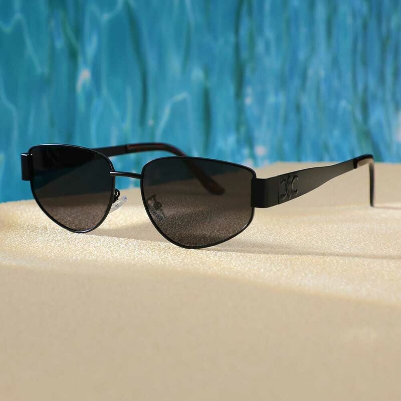 Gwendolyn Oval Black Sunglasses