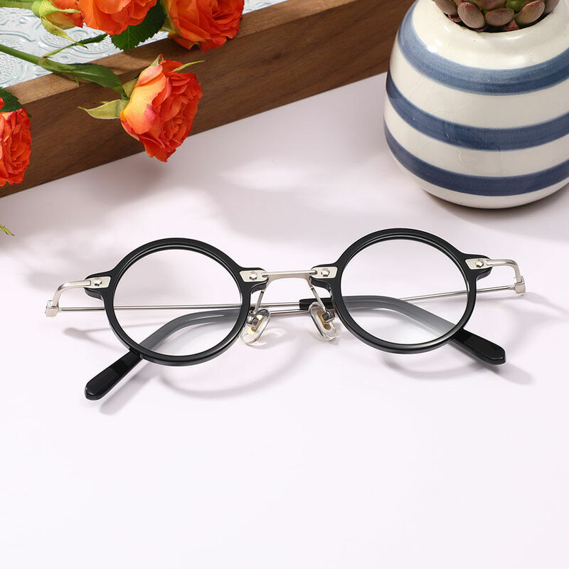 Clarep Round Black Glasses