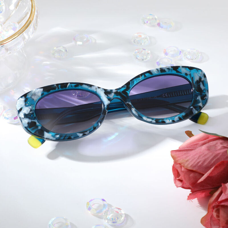 Luna Cat Eye Blue Sunglasses