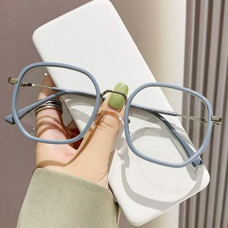 Ellen Round Blue Glasses