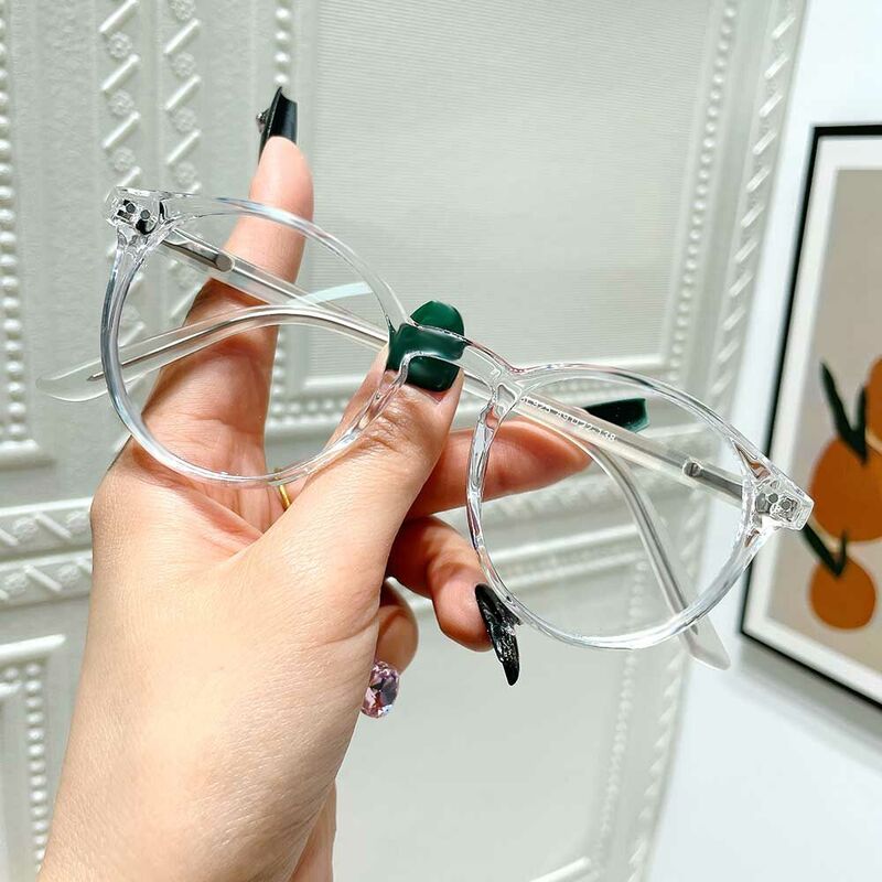 Nicola Runde Klare Brille