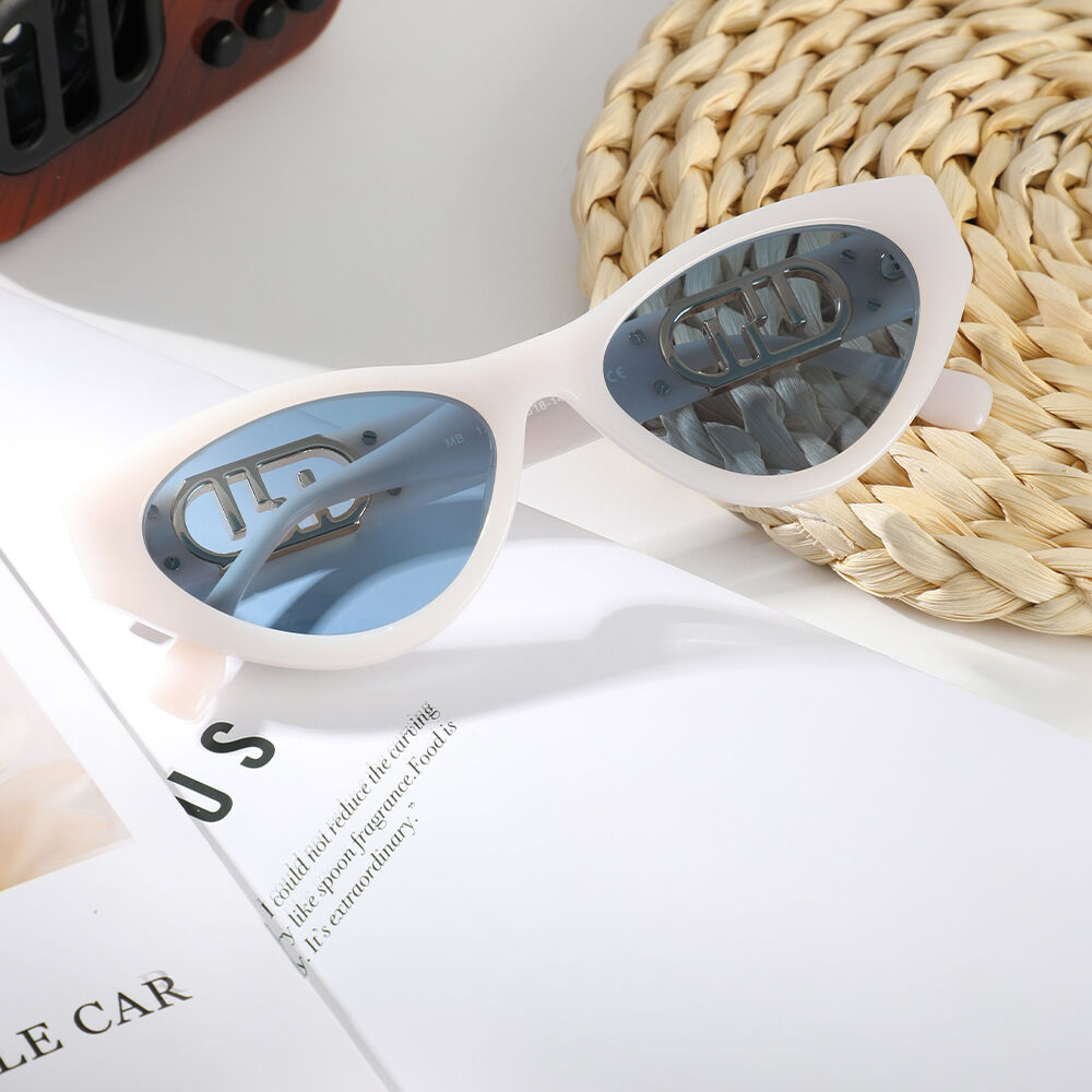Rosalind Cat Eye White Sunglasses